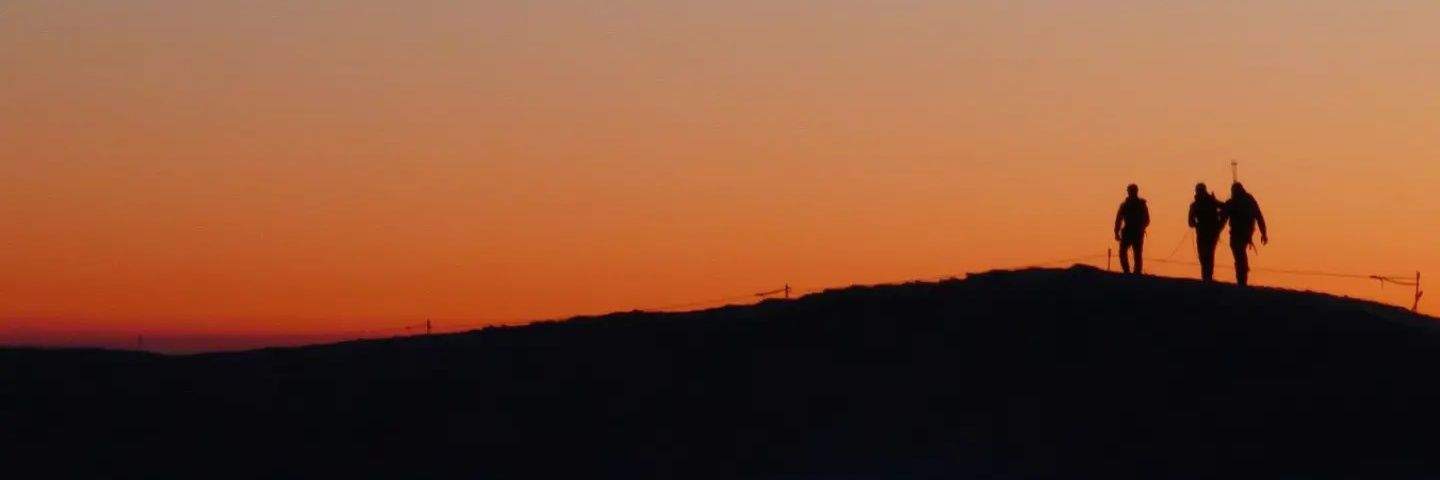 Bastieng banner