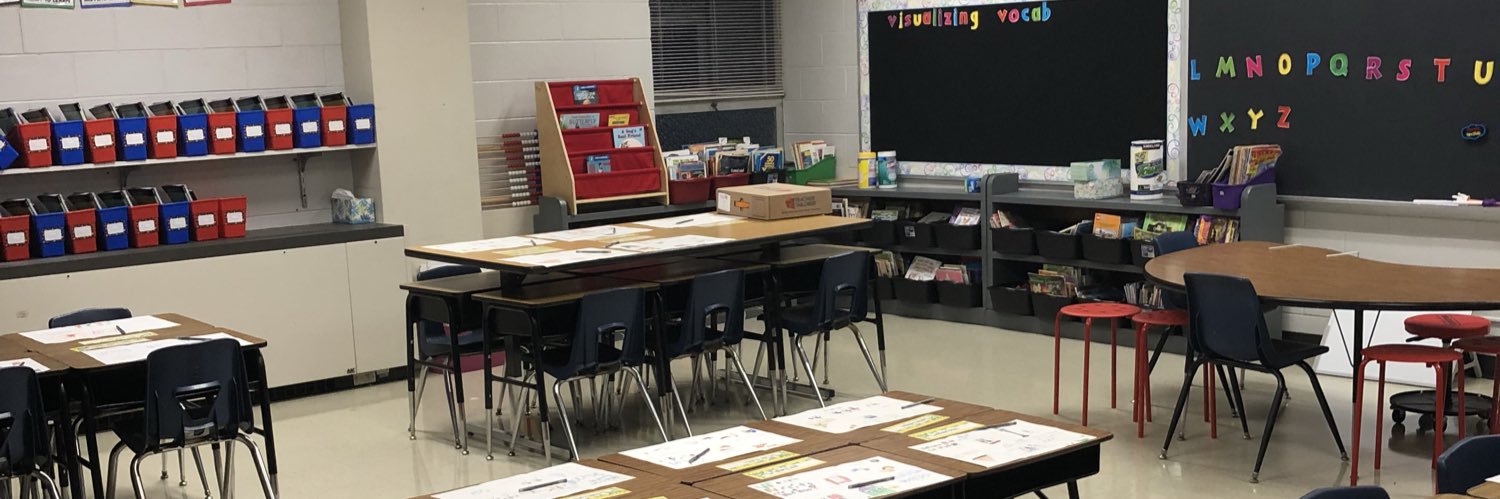 Mrs. Thomas's Tweets banner