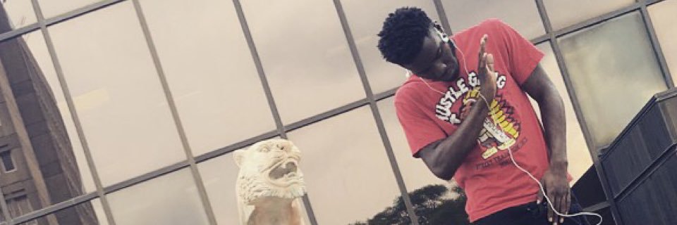 _2livecreww's profile banner image