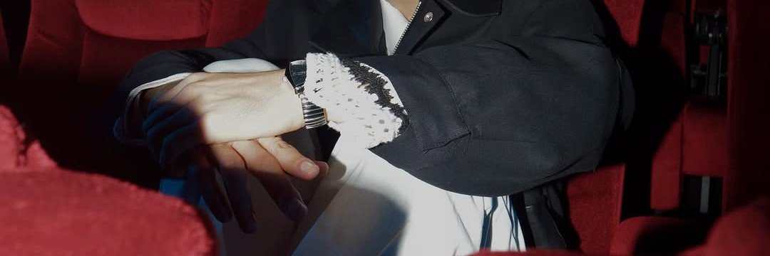 suvijck's profile banner image