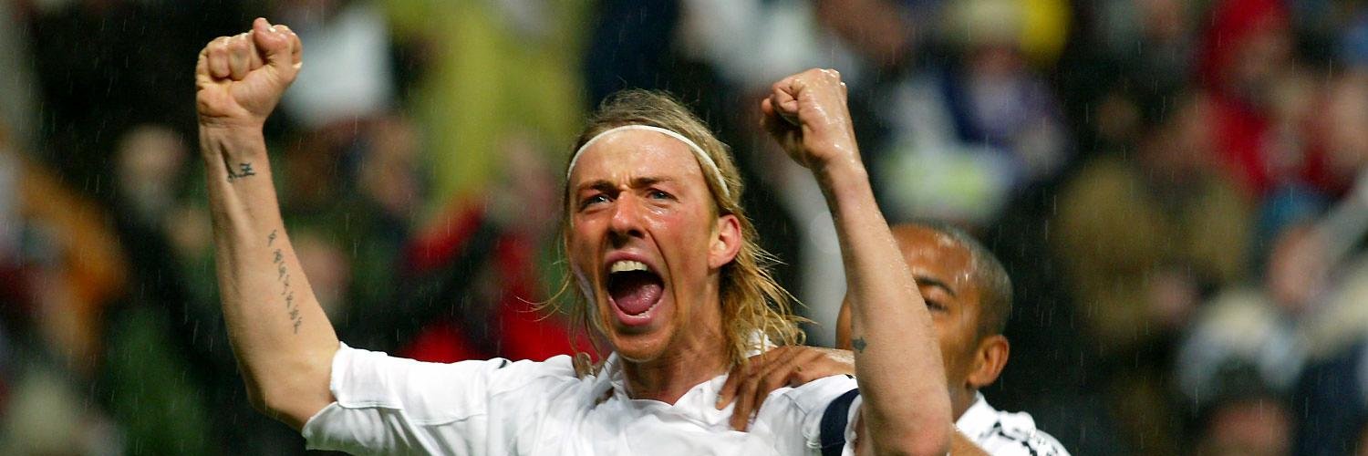 Julián Carpintero banner