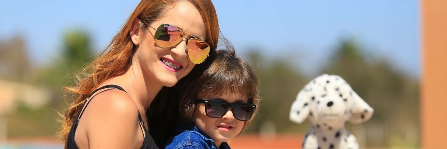 ThaynaPepeu's profile banner image