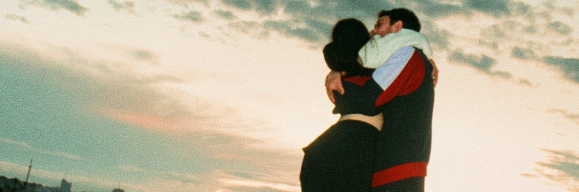 flor_cjs18's profile banner image
