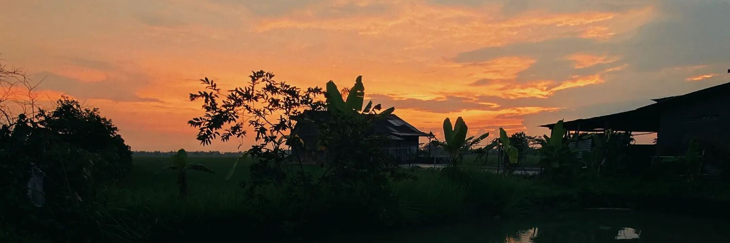 askarsidik's profile banner image