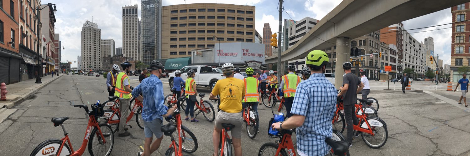 Dustin 🚌🚶‍♂️🚲 banner