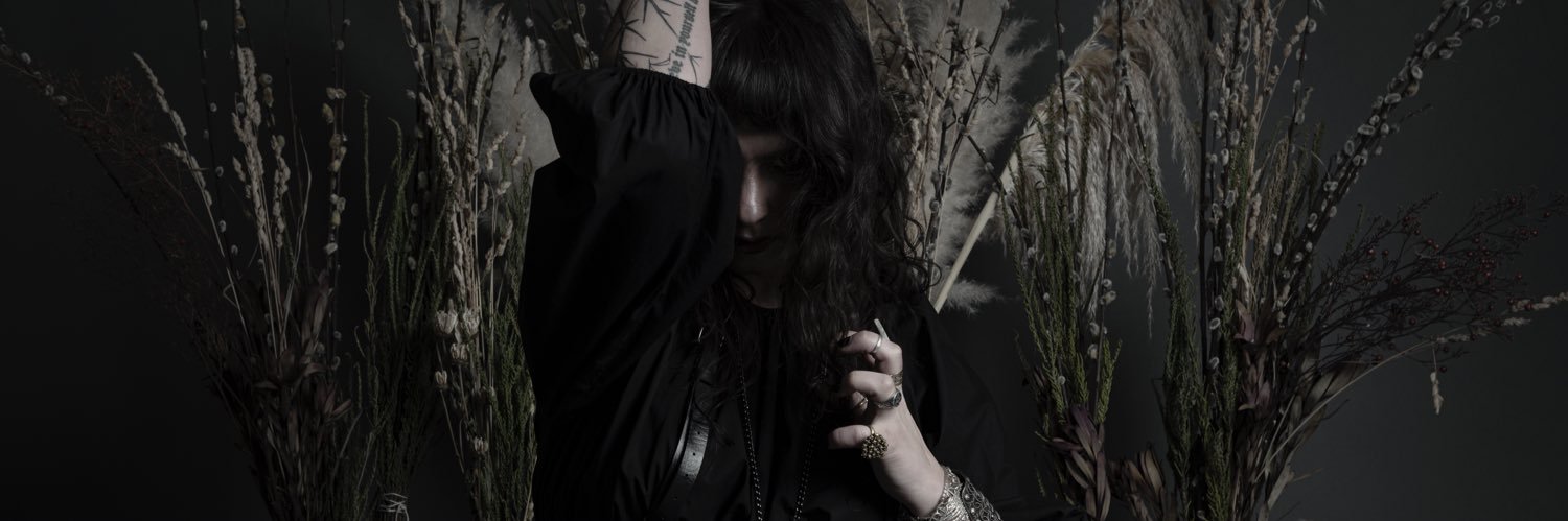 deadchristine_'s profile banner image