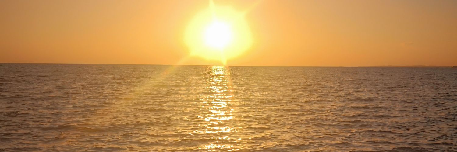 hz075's profile banner image