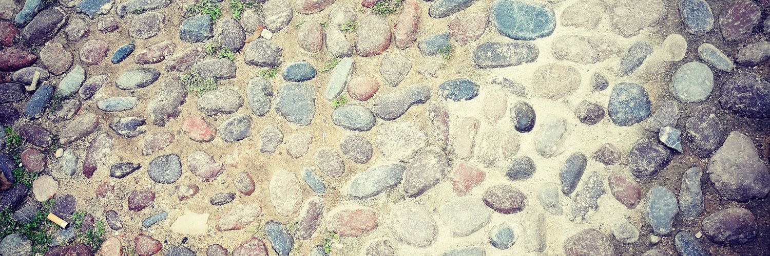 stainago's profile banner image