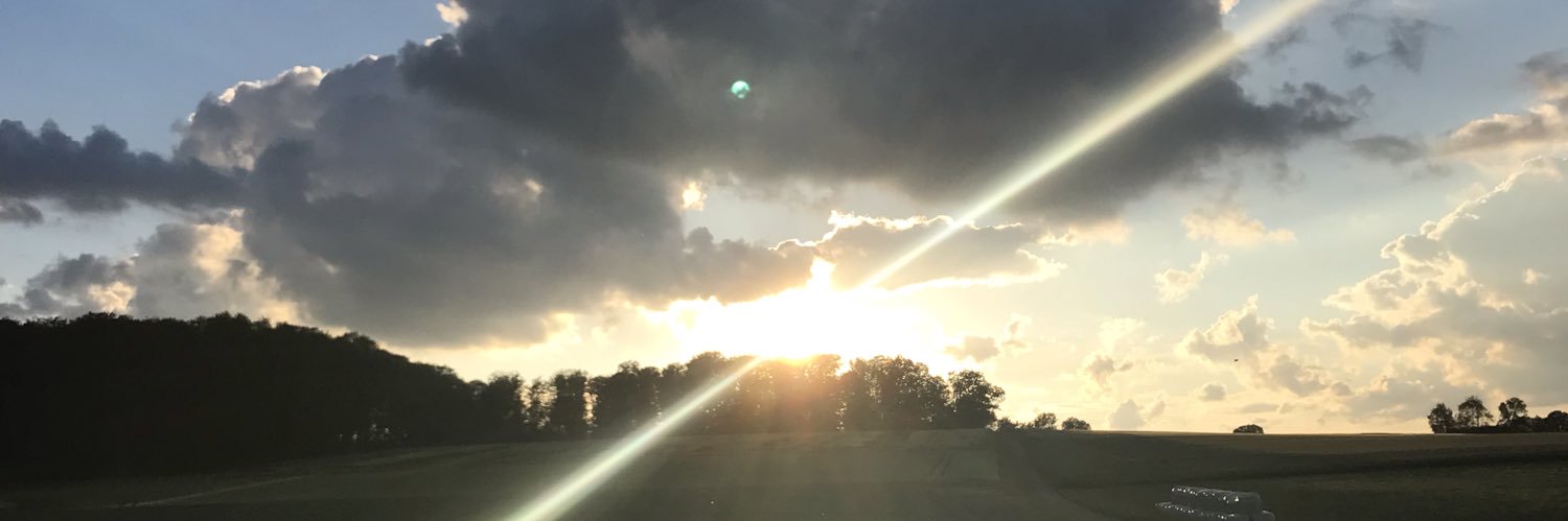 × Maurice × banner