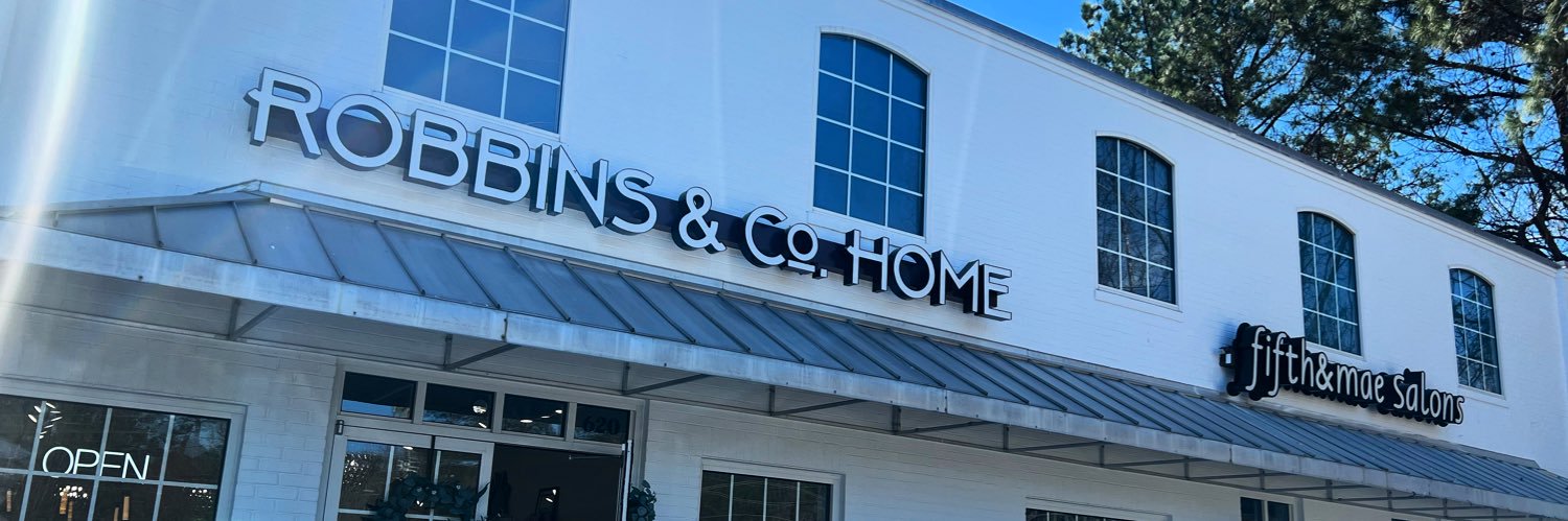 xtinaah's profile banner image