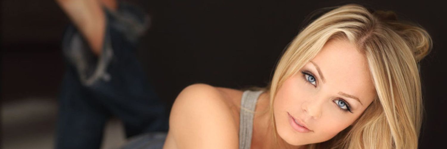 NotSoSweetLizzy's profile banner image