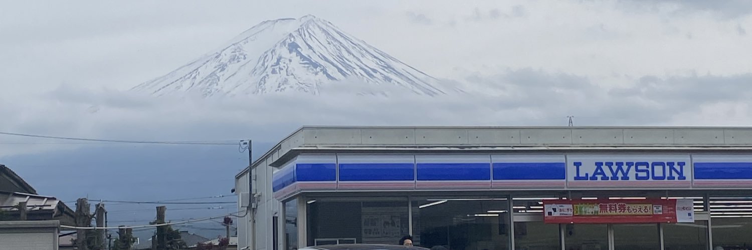 Nadinendhr's profile banner image