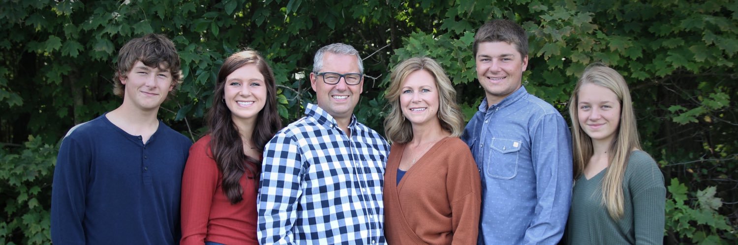 DerekRuhenkamp's profile banner image