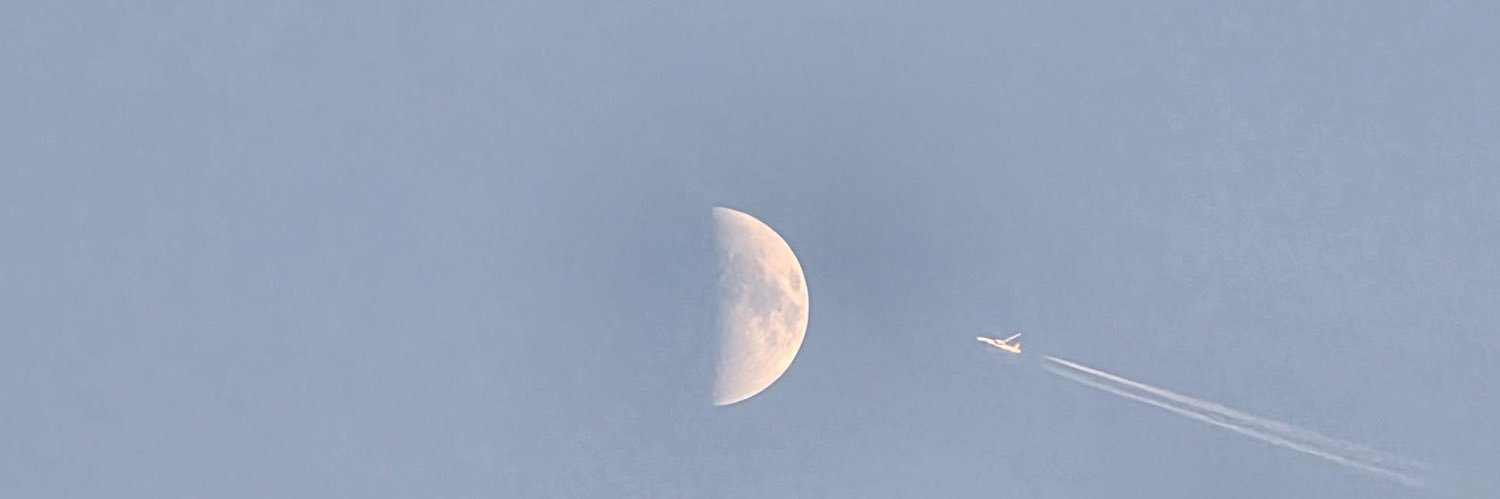 txtiszzn's profile banner image