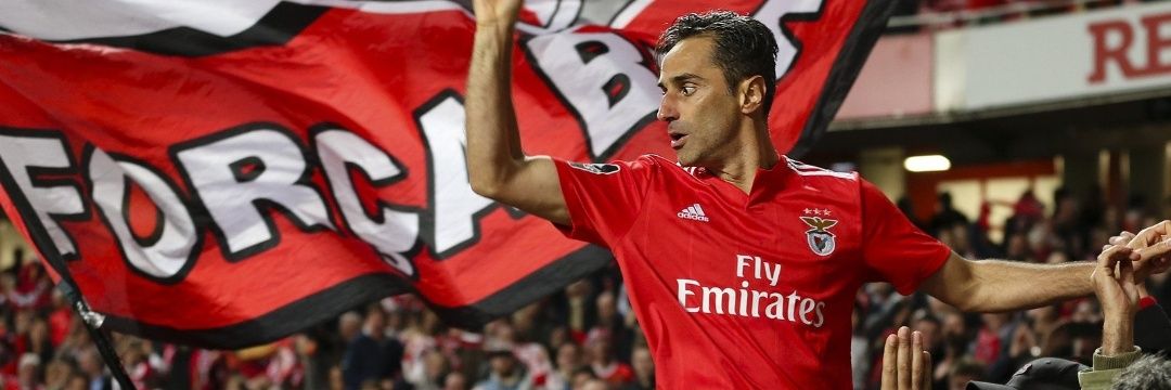 AnaCapucho7's profile banner image