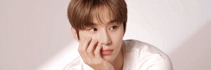 Javieer, Jung. banner