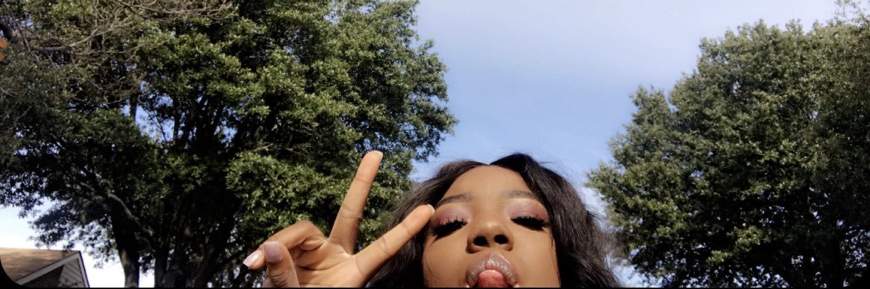 Temi_14's profile banner image