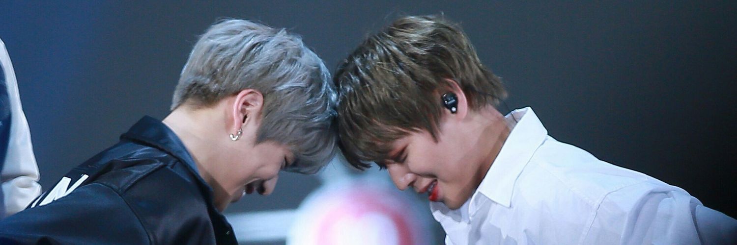Yveseve1's profile banner image