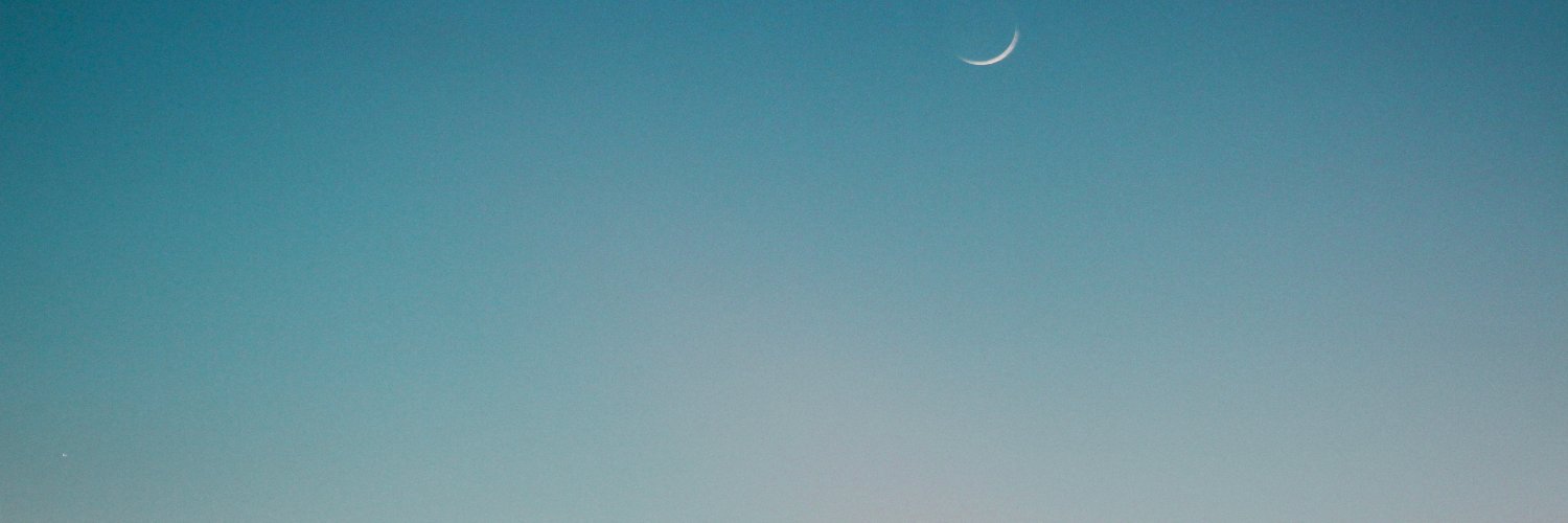 geekscomrade's profile banner image