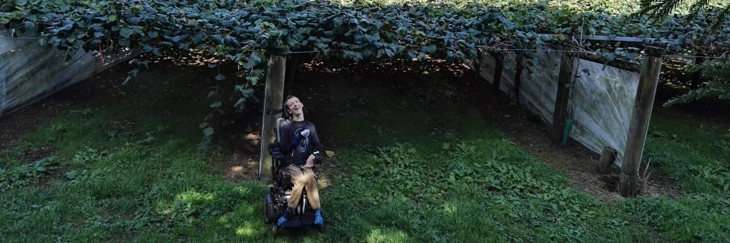 Joseph Reid ♿️🥝 banner