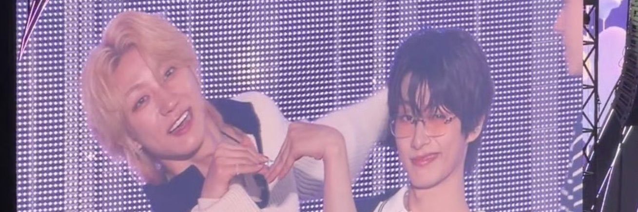 moon__585's profile banner image