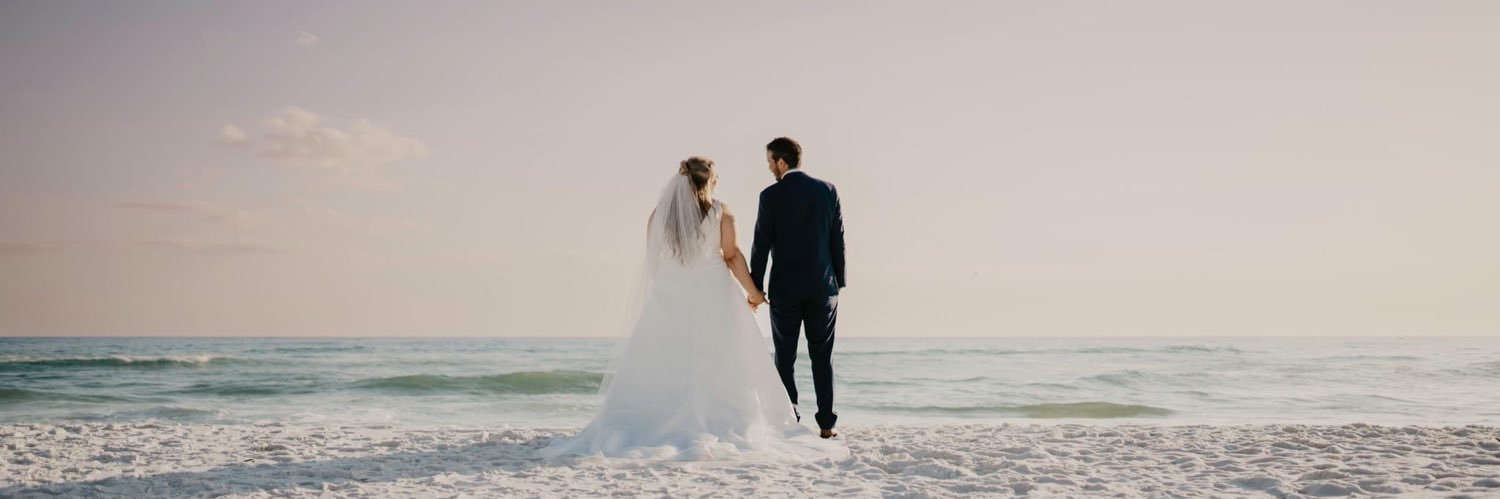 halee_thibault's profile banner image