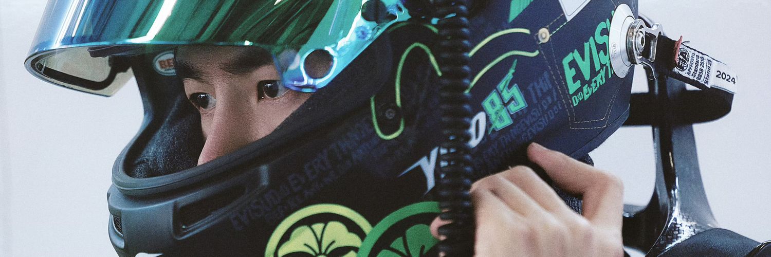 vlezya's profile banner image