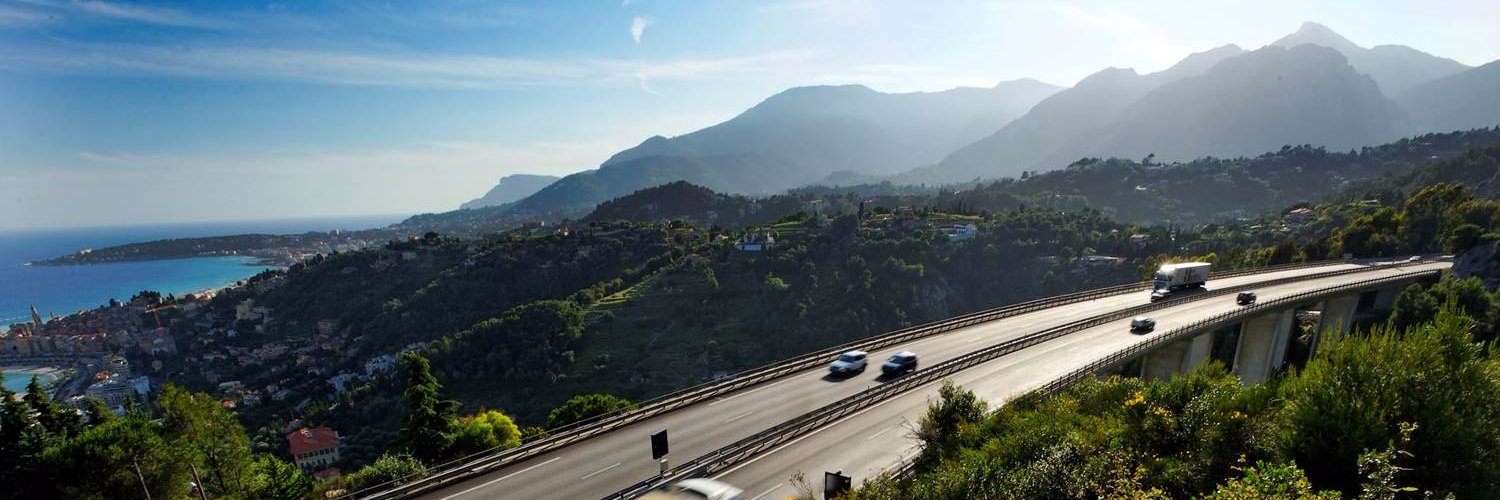 Autoroute A8 banner