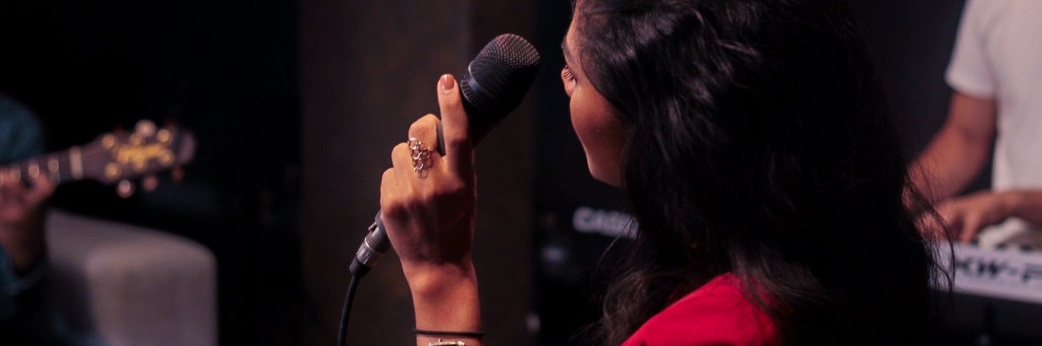 eestheroficial's profile banner image