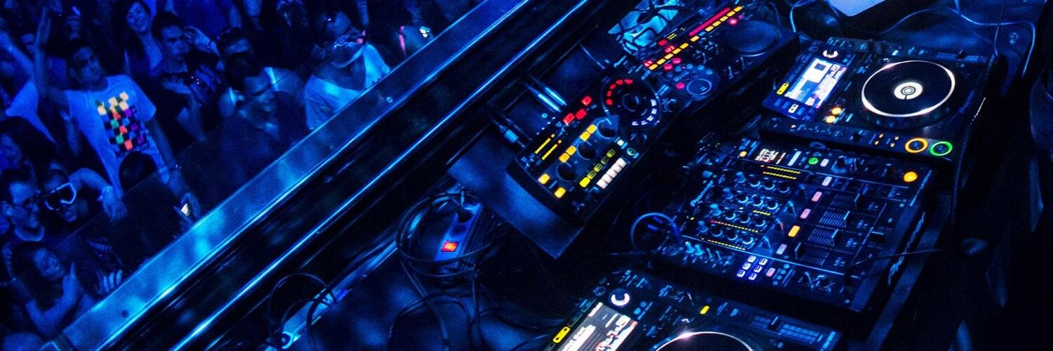 deuteriotritio's profile banner image