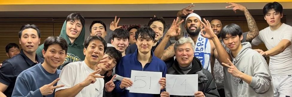 ชั้นคือติ่งนกฬKCC💙🏀🏐🏊🏼‍♂️🏹🏸⚽️ banner