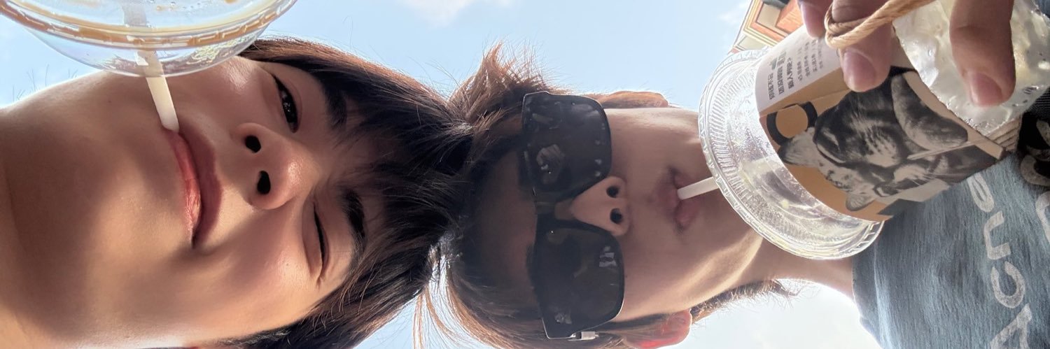 tity• banner