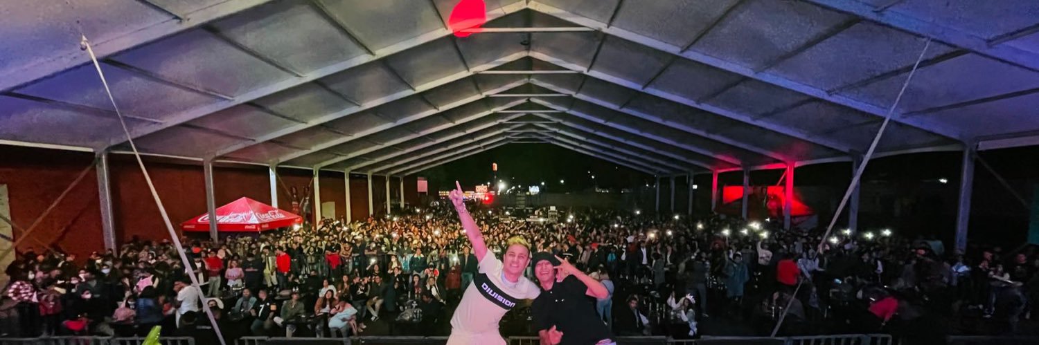 michellleondj's profile banner image