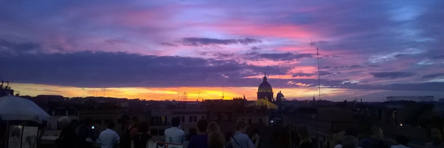 Lindsay MacDuff banner