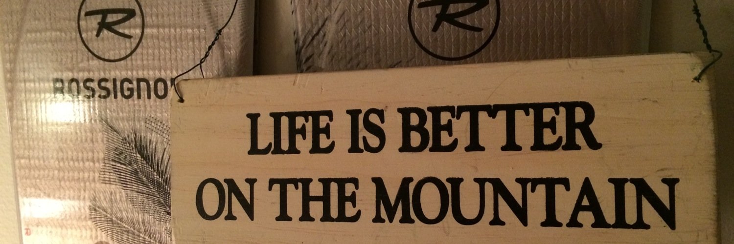 lisapataki's profile banner image