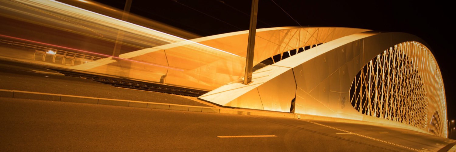 i_stau's profile banner image