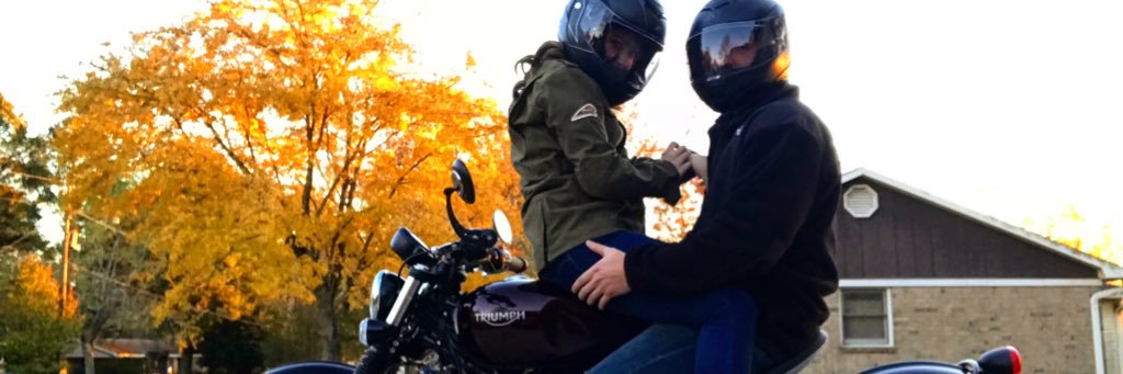 taypowww's profile banner image