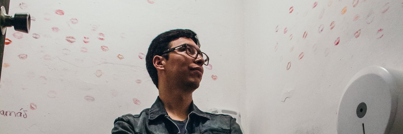 Javier Arroyo banner