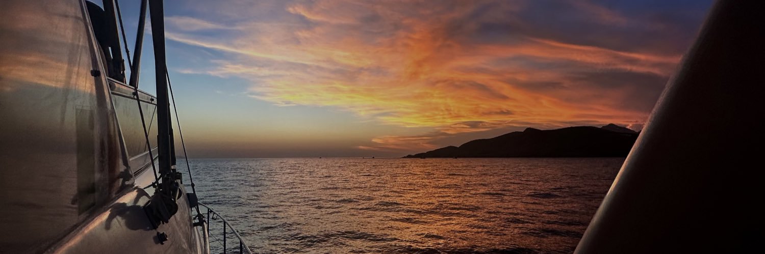 robertapetz's profile banner image