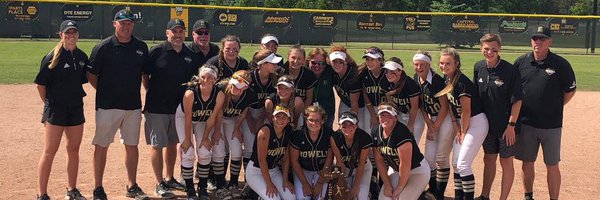 SoftballHowell Profile Banner