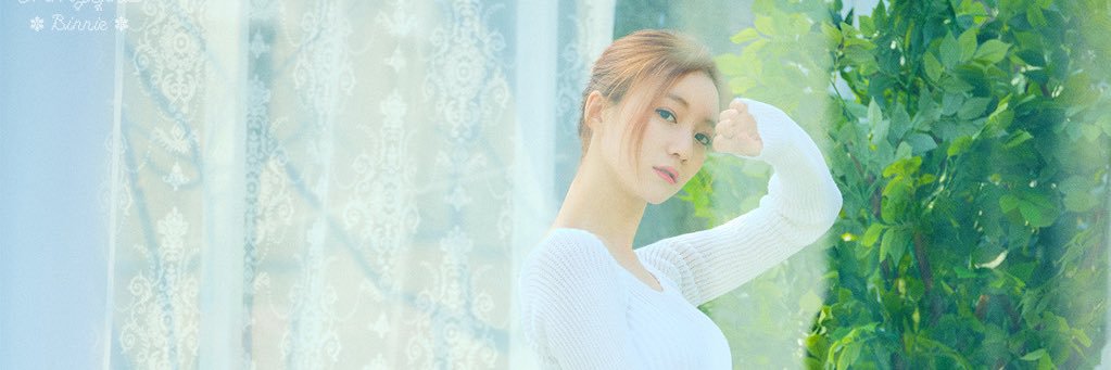 유월의 어느 날 banner