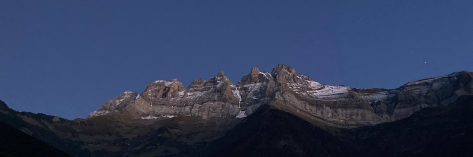 lauregabus's profile banner image