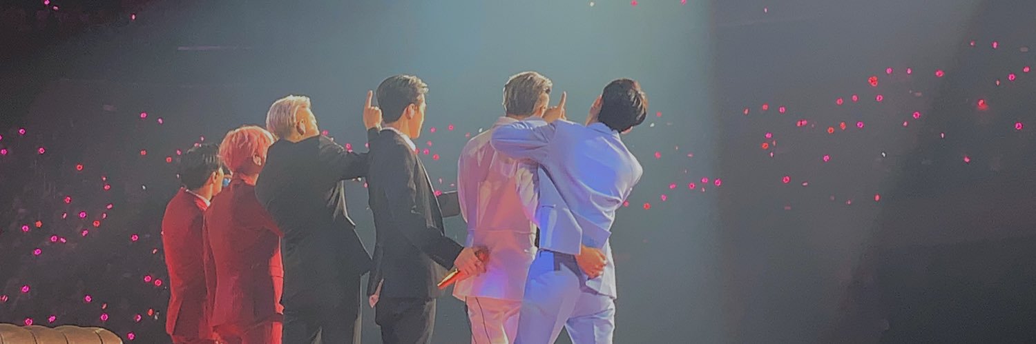 dlndvne's profile banner image