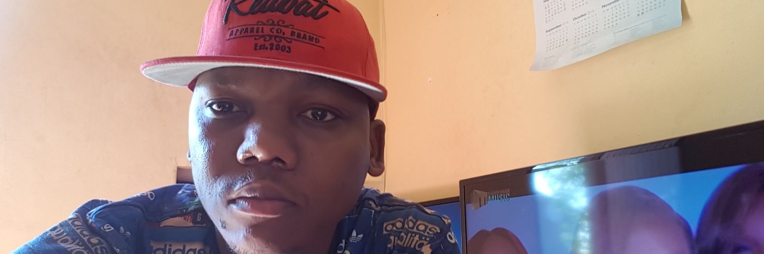 vinieeee23's profile banner image