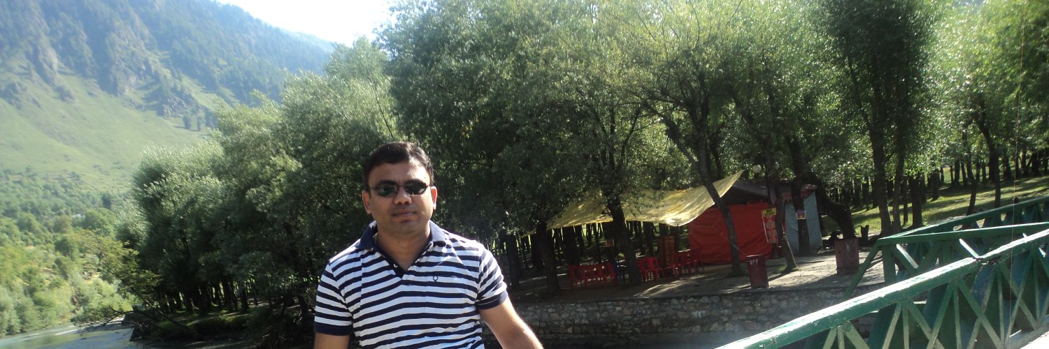 mayankholani's profile banner image