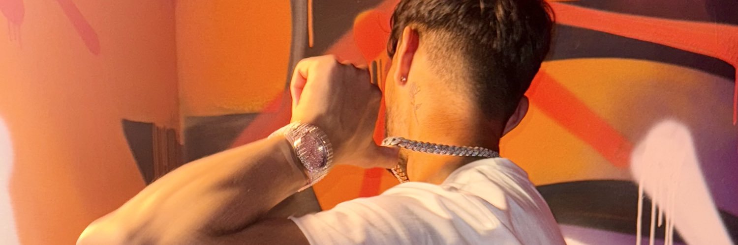 Adz banner