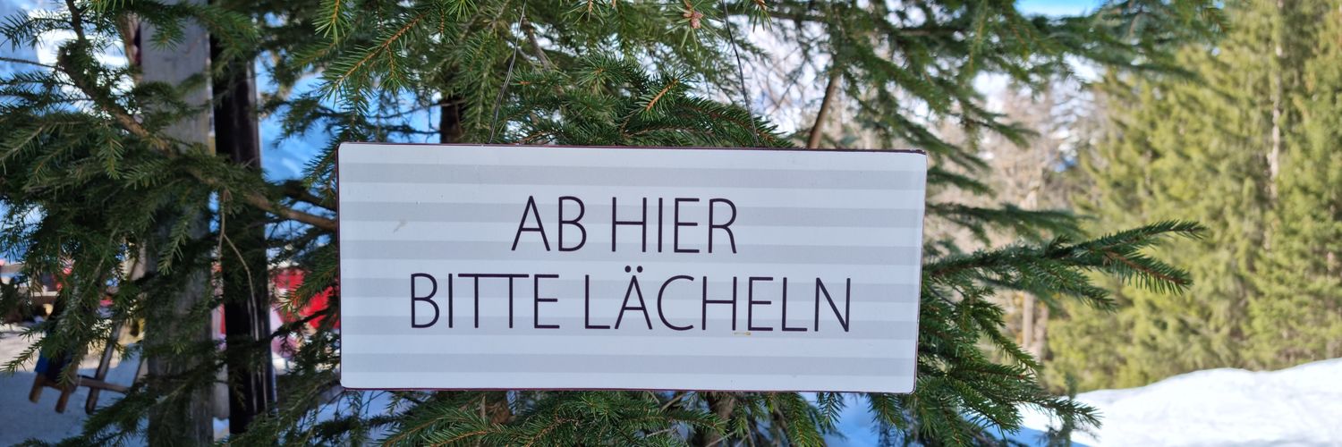 SaphiraHuber's profile banner image