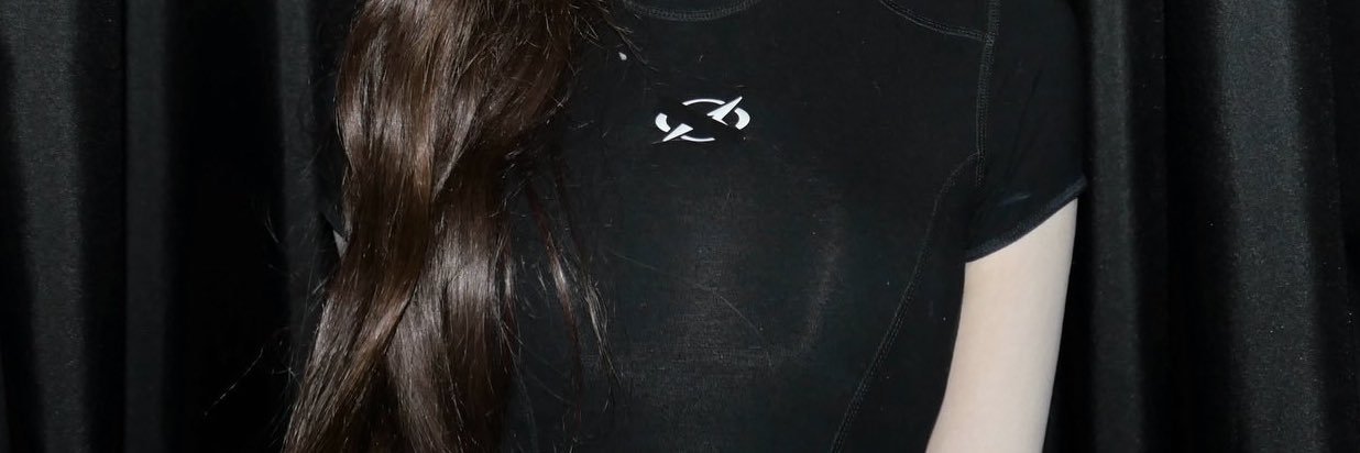 Lizzie. banner