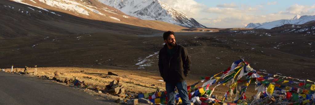 sumitgvyas's profile banner image