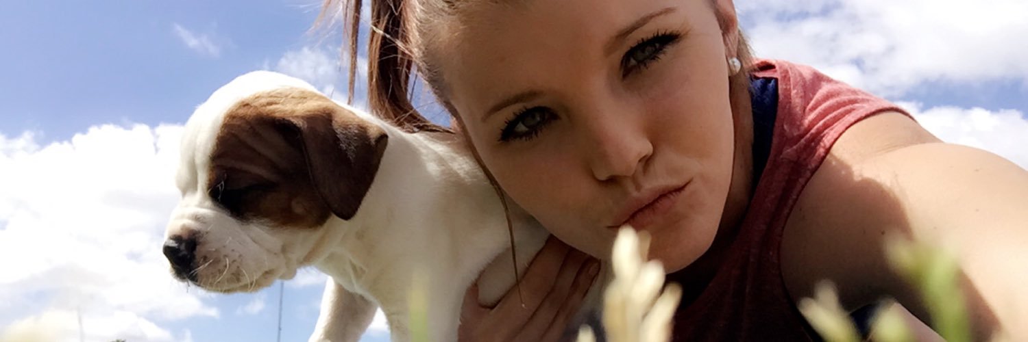 taylorannsimonn's profile banner image